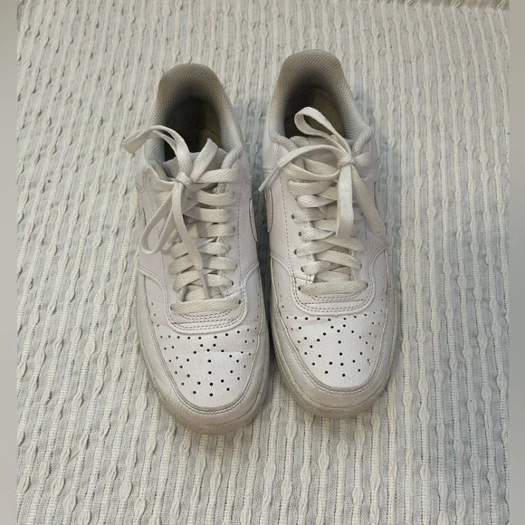 WOMANS NIKE COURT VISION LO NN - Picture 4 of 10